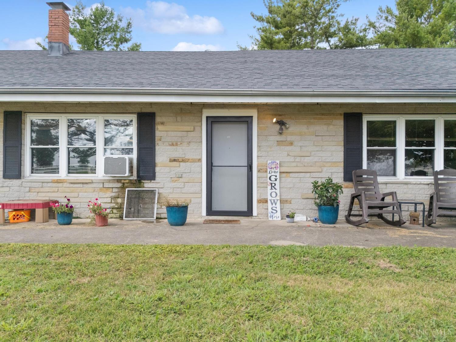 Property Photo: 4434 W SR 22 3 OH 45177