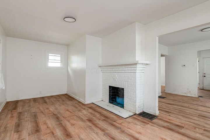 Property Photo:  200 Schultz Avenue  OH 43222 