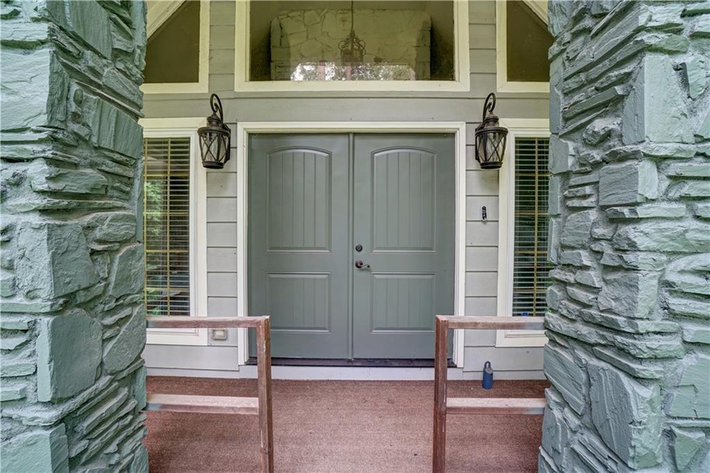 Property Photo: 3741 100 Road GA 30135