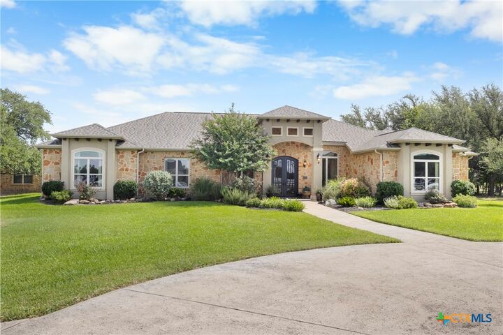 Property Photo: 139 Eagle Rock TX 76571
