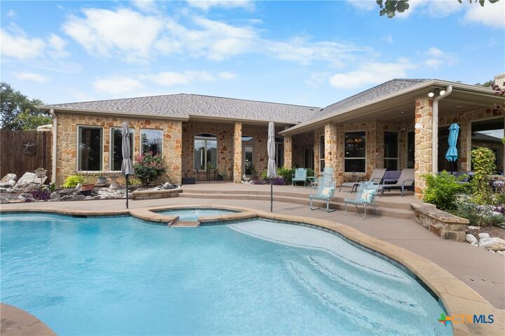 Property Photo:  139 Eagle Rock  TX 76571 