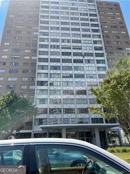 Property Photo: 215 Piedmont Avenue NE 202 GA 30308