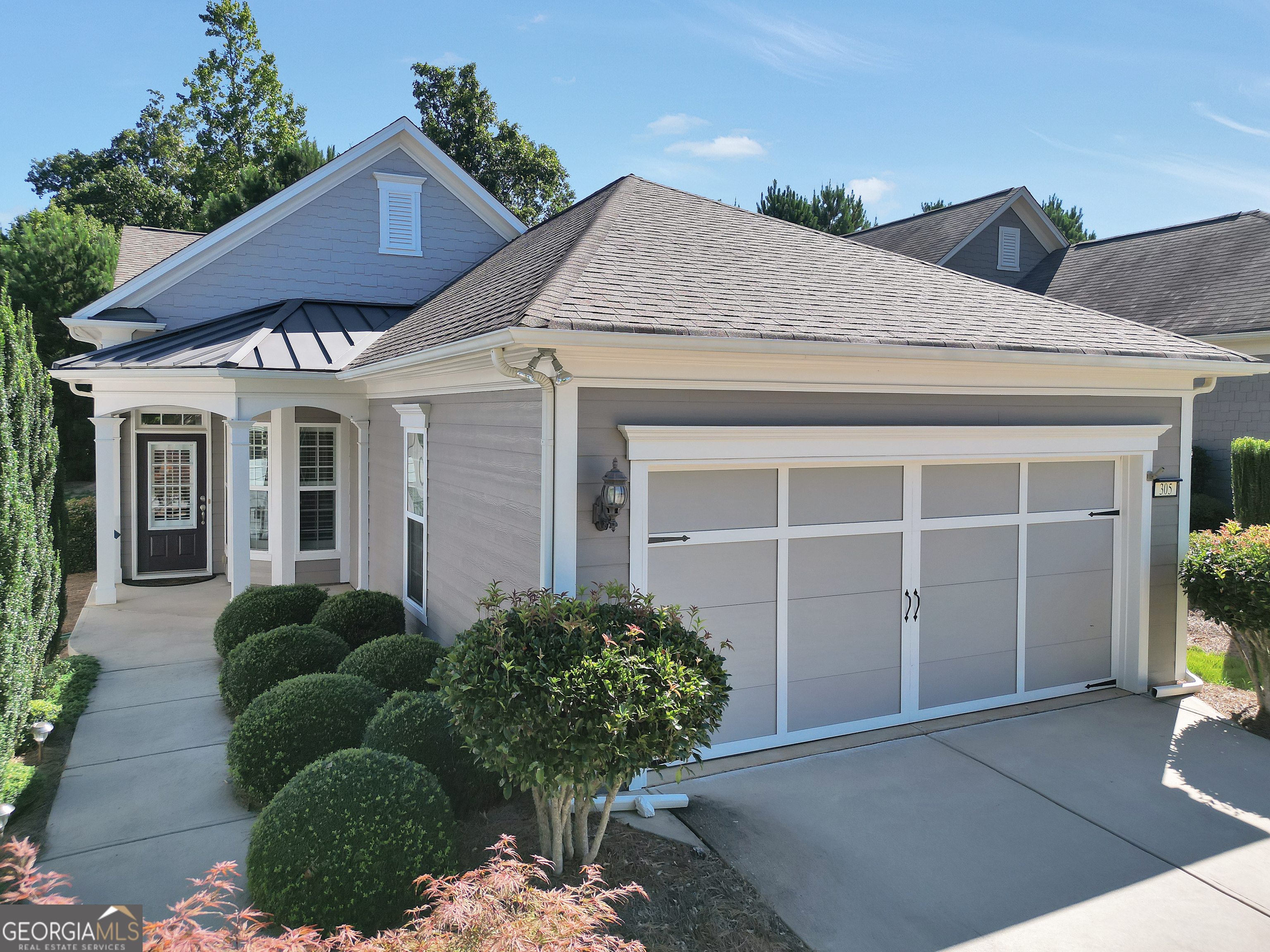 Property Photo: 305 Sandy Springs Drive GA 30223