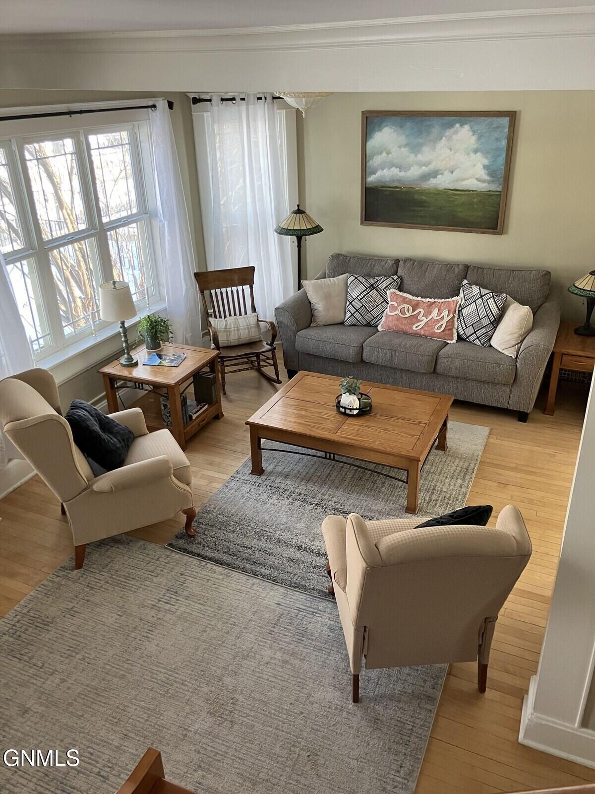 Property Photo: 311 5th Avenue NW ND 58554