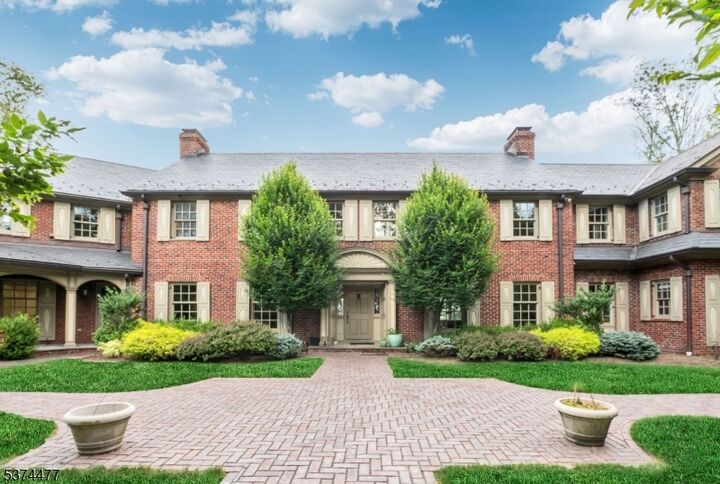 Property Photo: 311 Algonquin Rd NJ 07417