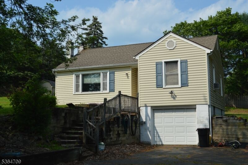 Property Photo: 4 Lingert Ave NJ 08809