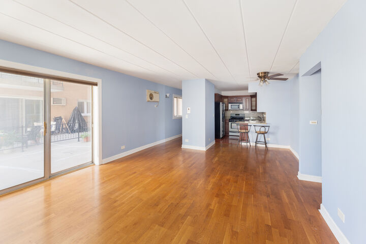 Property Photo:  1633 River Street 2B  IL 60016 
