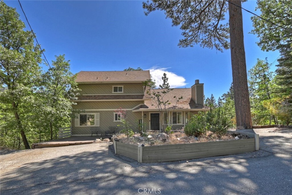 Property Photo: 695 Sutter Lane CA 92352