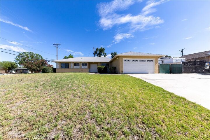 Property Photo: 558 W. Philadelphia St CA 91762
