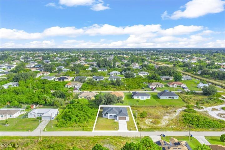 Property Photo:  3708 27th St SW  FL 33976 