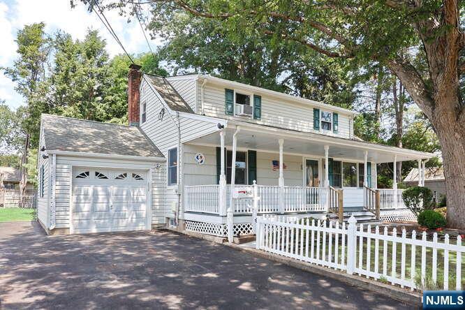 Property Photo: 548 Bryant Place NJ 07675