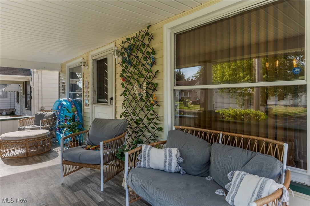 Property Photo: 964 E Boston Avenue OH 44502