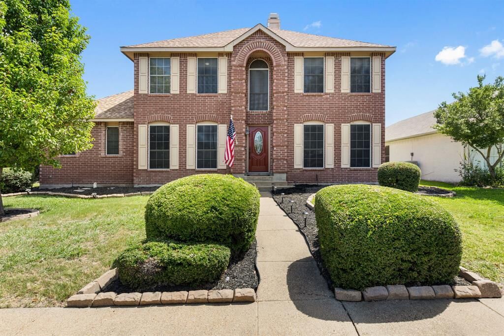 Property Photo:  2726 Kingsbury Drive  TX 75040 