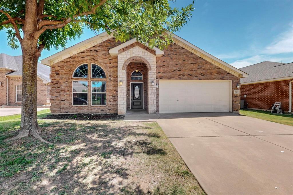 Property Photo:  8324 Winter Falls Trail  TX 76053 