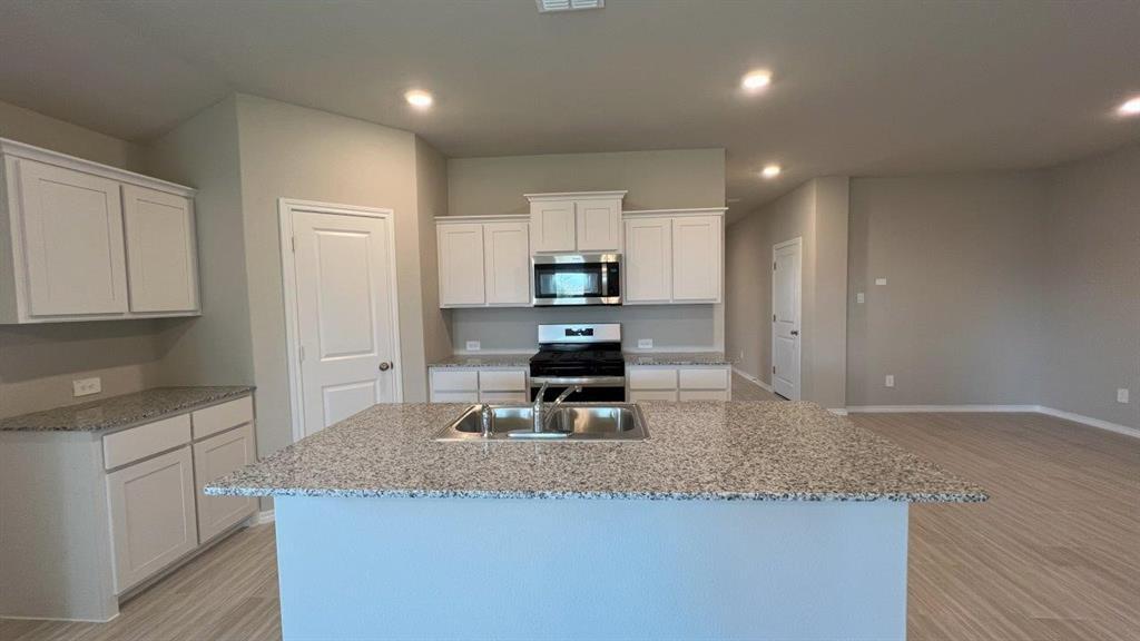 Property Photo:  8404 Beltmill Parkway  TX 76131 