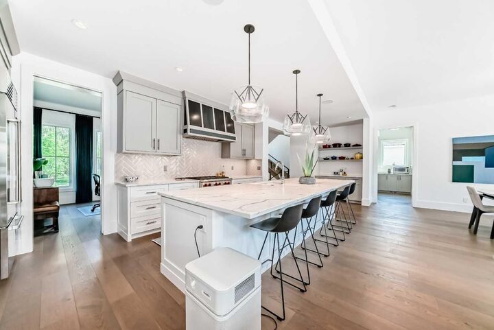 Property Photo: 3637 13 Street SW AB T2T 3R2