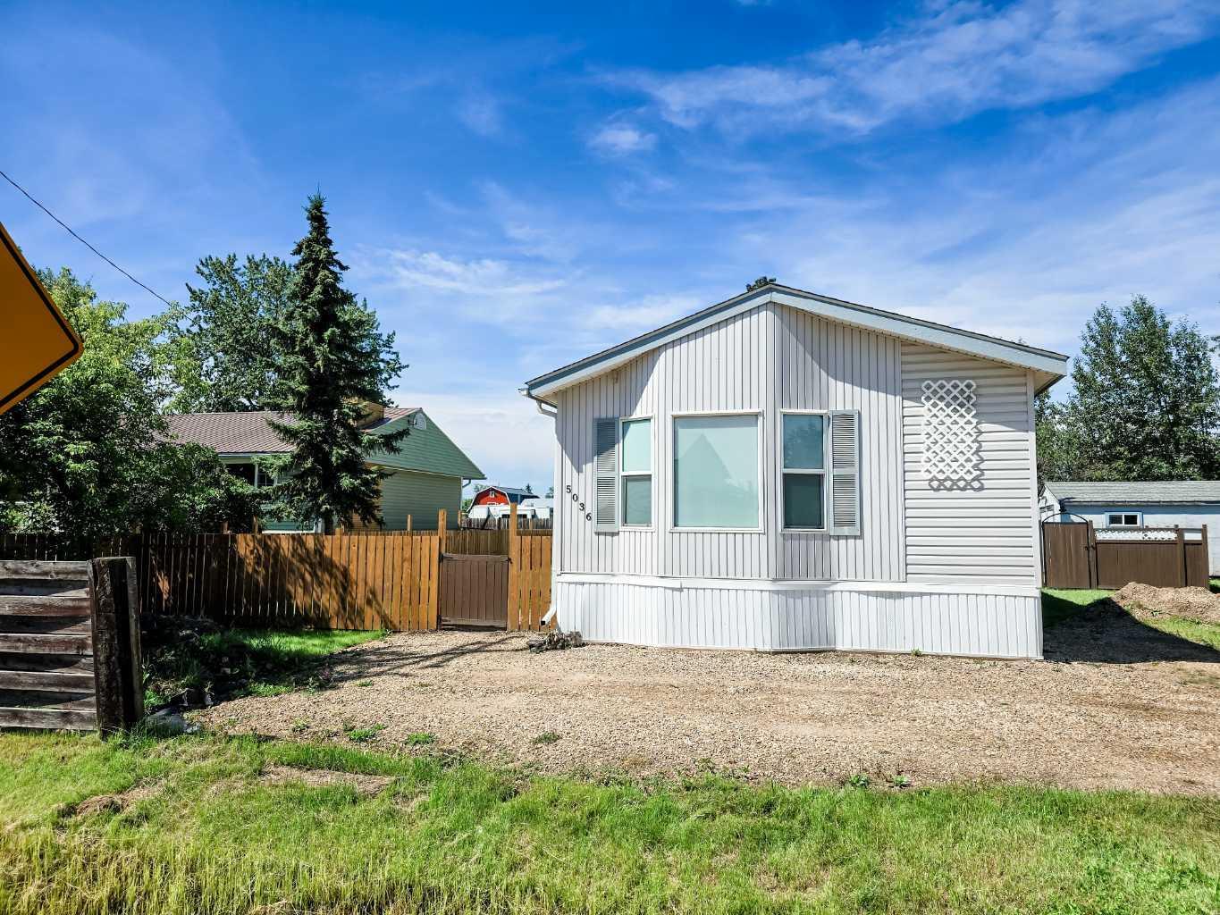 Property Photo: 5036 50 Street AB T7E 5A1