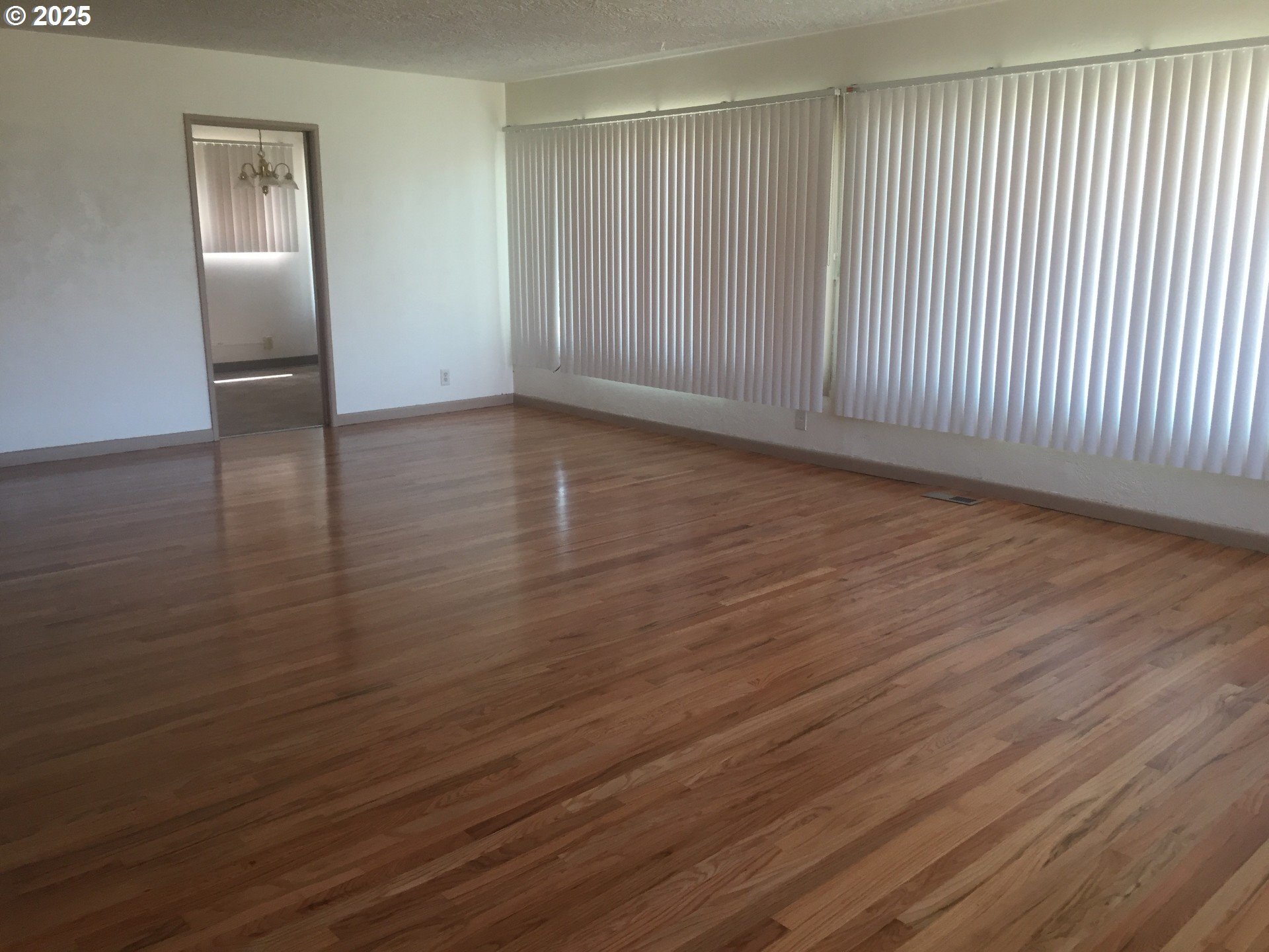 Property Photo: 4428 SE 42 Ave OR 97206