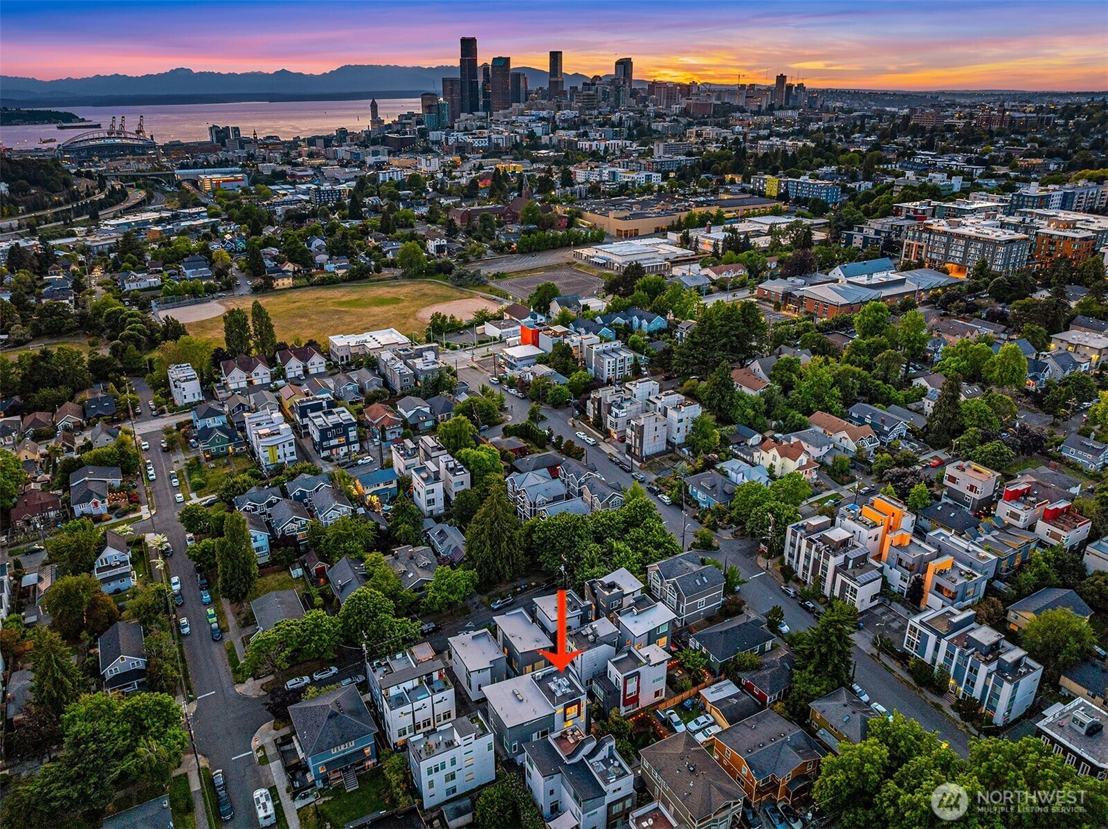 Property Photo:  818  25th Avenue S A  WA 98144 