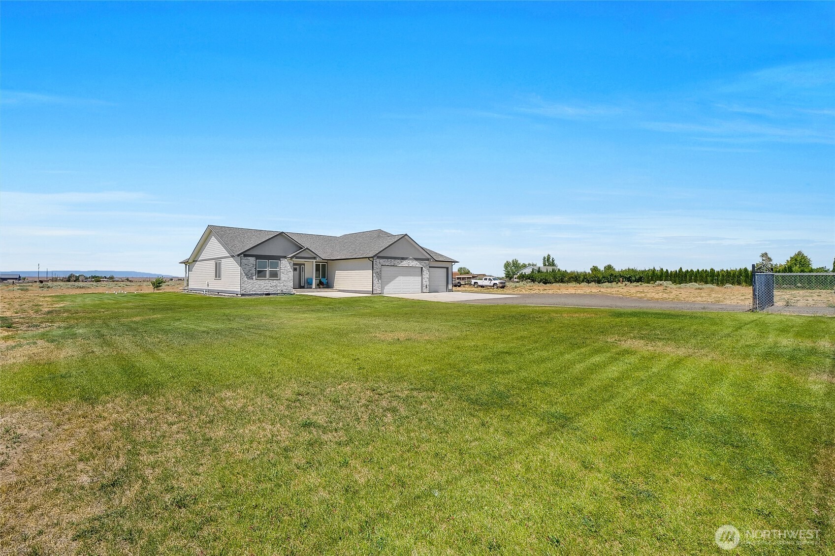Property Photo: 7526 NE Rd D.5 WA 98837
