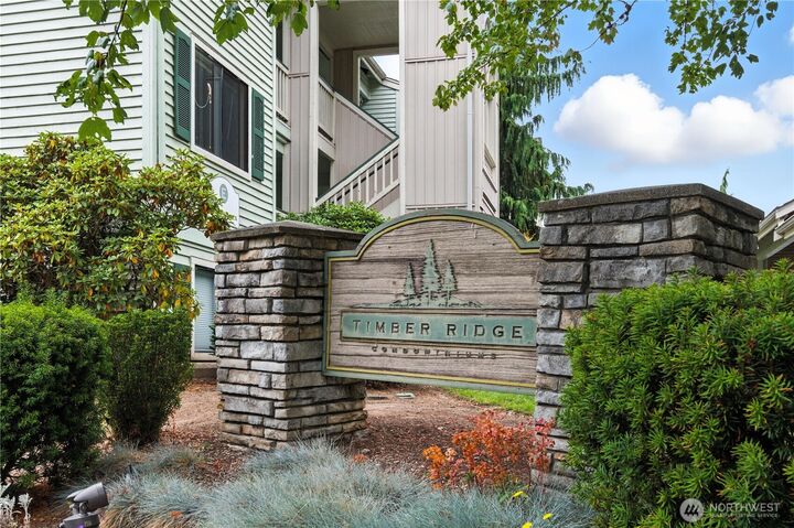 Property Photo:  25131  98th Place S E302  WA 98030 