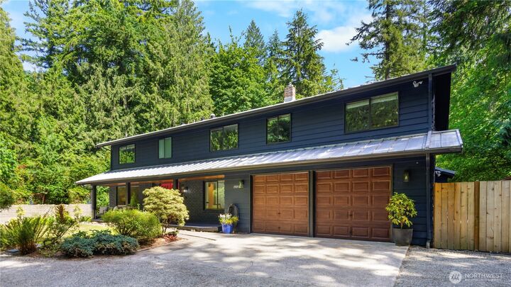 15052  253rd Avenue SE  Issaquah WA 98027 photo