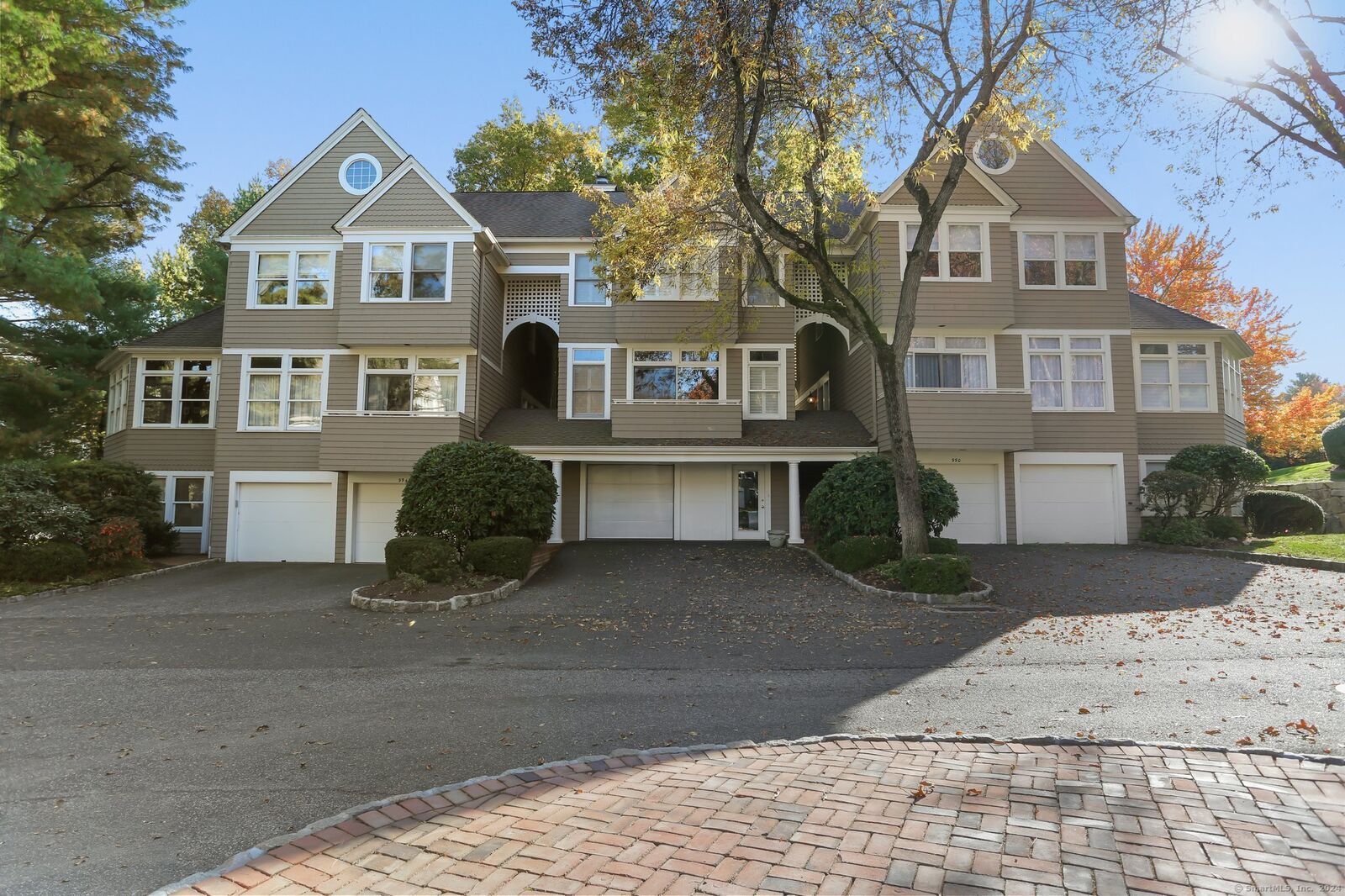 Property Photo:  992 South Pine Creek Road 992  CT 06824 