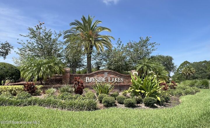 Property Photo: 1748 Winding Ridge Circle SE FL 32909