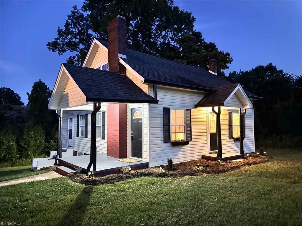 Property Photo: 5366 Mountain View Road NC 28635