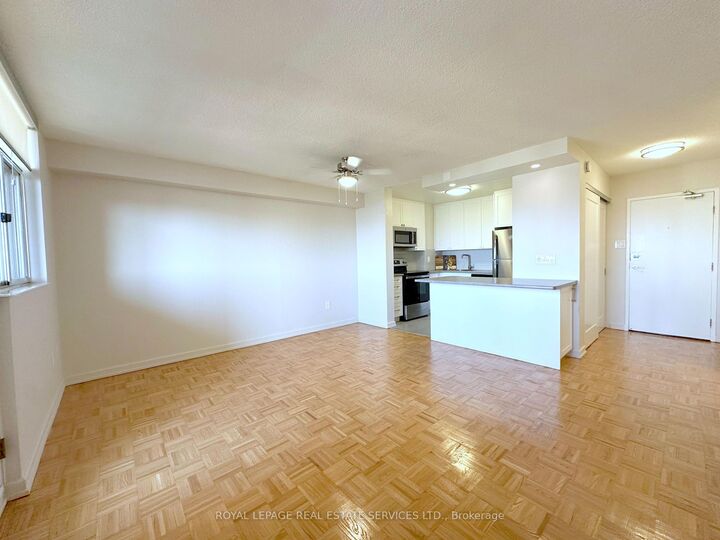 Property Photo:  30 Denton Avenue 2019  ON M1L 4P2 