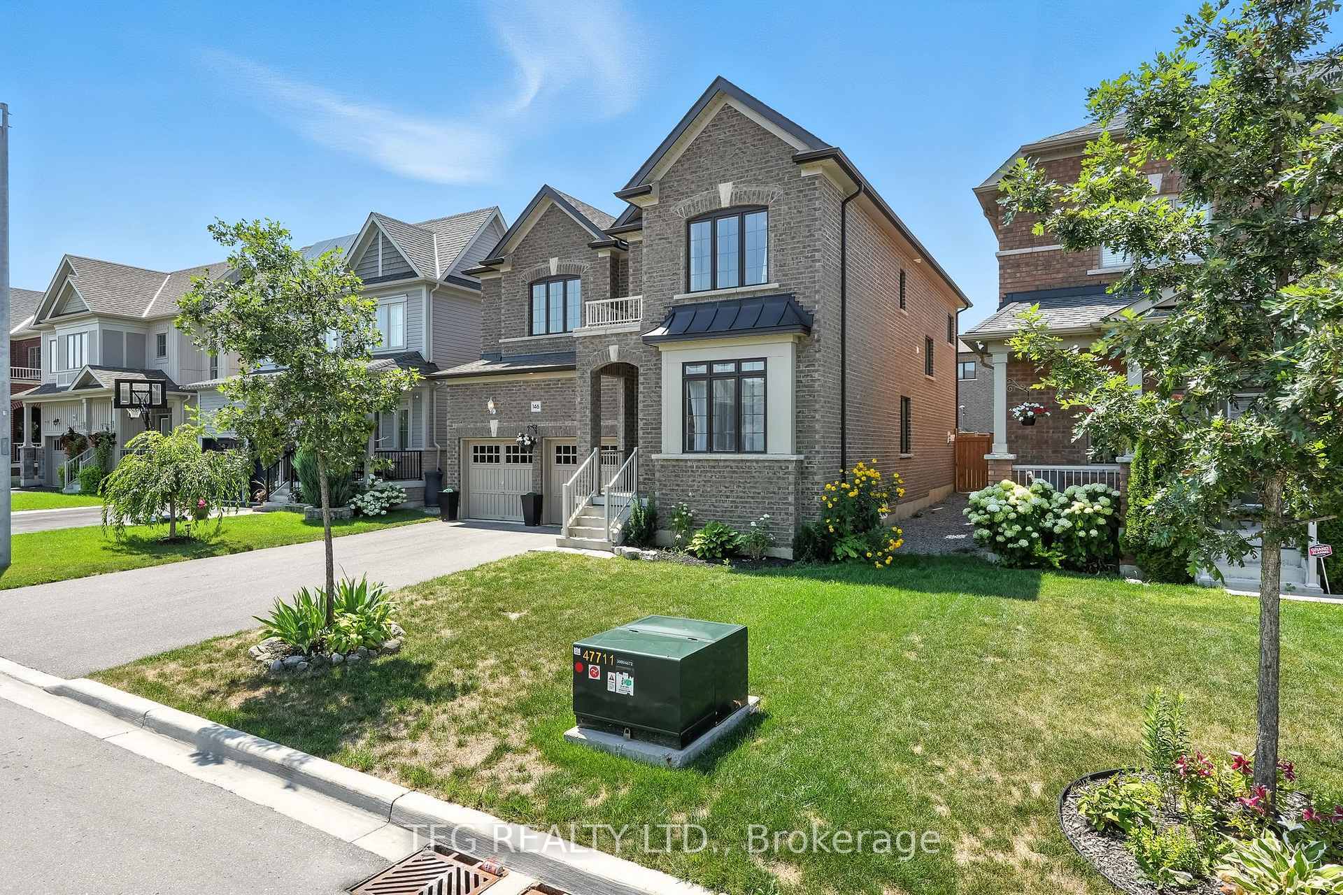 Property Photo: 146 Crombie Street ON L1C 3K2