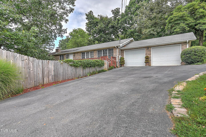 Property Photo:  203 Fairfield Drive  TN 37620 