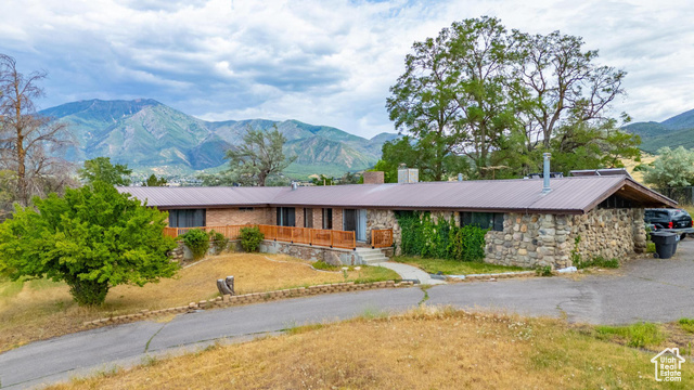 876 E 400 S  Payson UT 84651 photo