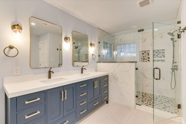 Property Photo: 2405 Bahama Road TX 78733