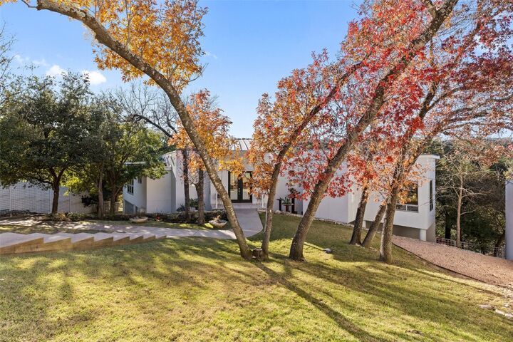 Property Photo: 2102 N Oak Canyon Road TX 78746