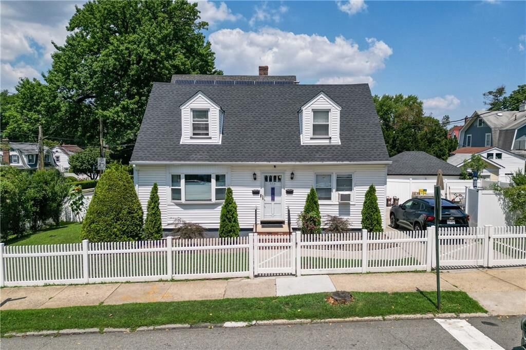 Property Photo: 325 College Avenue NY 10314