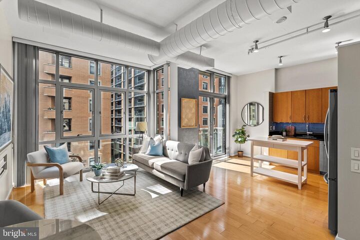 Property Photo:  811 4th Street NW 507  DC 20001 