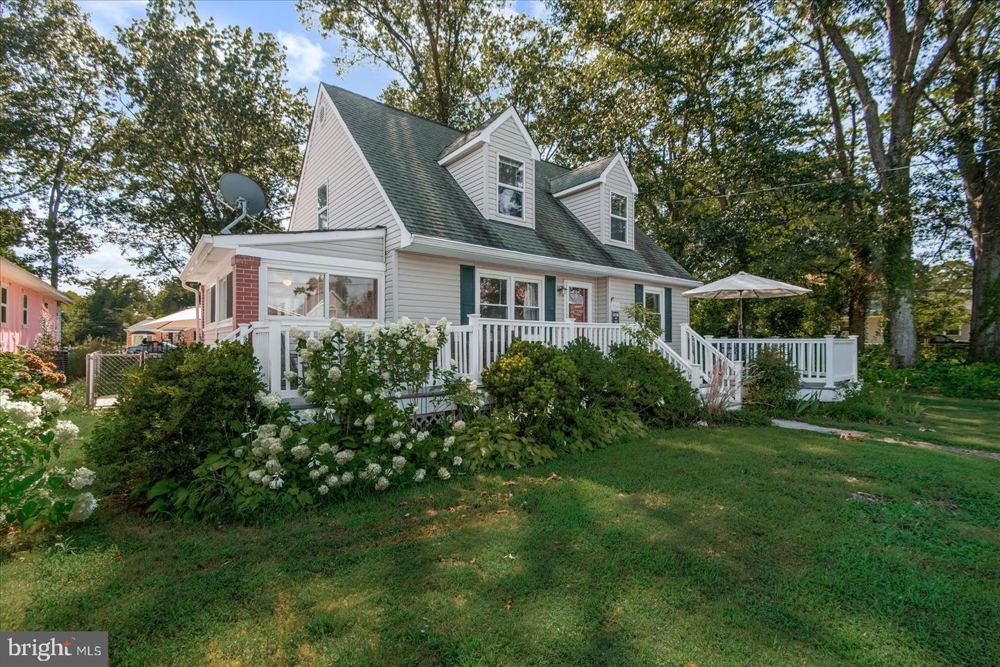 Property Photo: 916 Bryant Avenue VA 22443