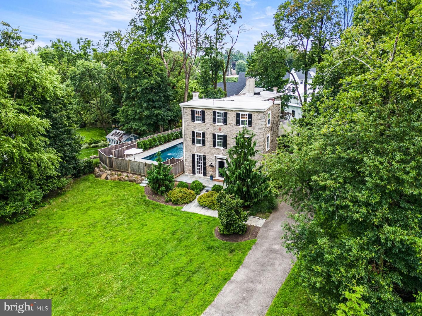 Property Photo: 7604 East Lane PA 19038