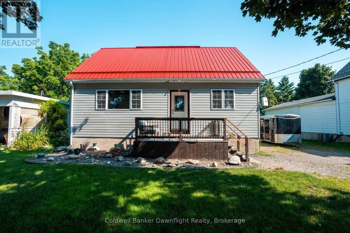 Property Photo: 156 Richmond Street ON N0M 1X0