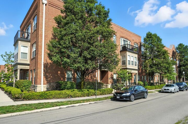 Property Photo:  925 Ingleside Avenue  OH 43215 