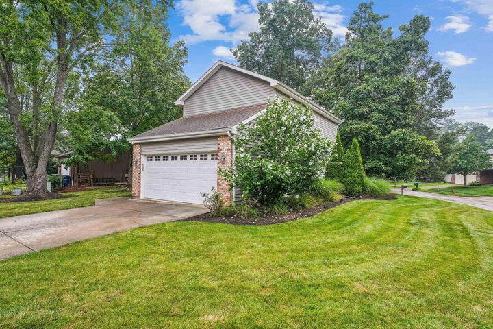Property Photo: 2337 Worthingwoods Boulevard OH 43065
