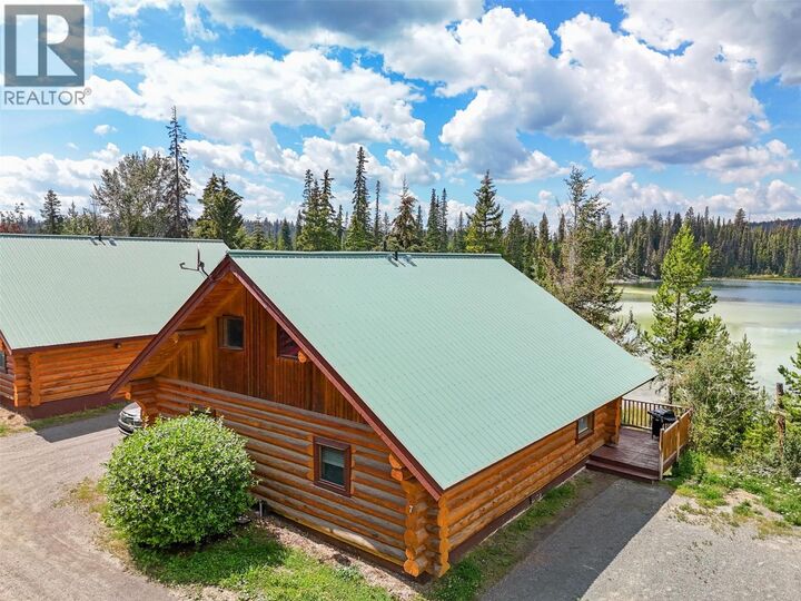 Property Photo: 5485 Lac Le Jeune Road 7 BC V0K 1W0