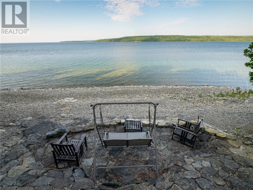 Property Photo:  33 Sunova Beach Road  ON P0P 1K0 