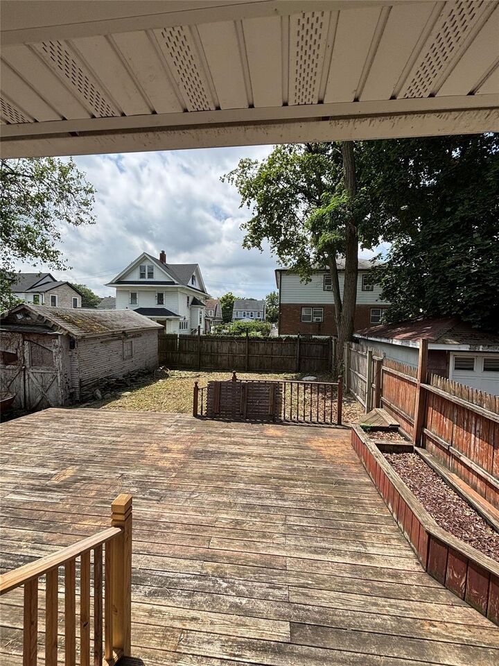 Property Photo:  219-06 101 Ave.  NY 11429-1610 
