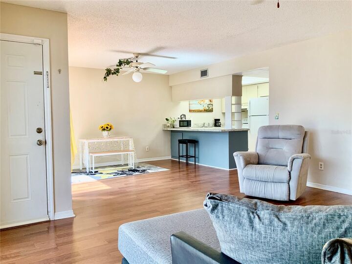 5554 Swift Road 2  Sarasota FL 34231 photo