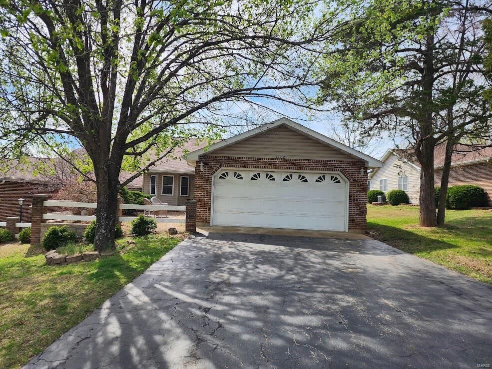 Property Photo:  1752 Napoleon Drive  MO 63628 