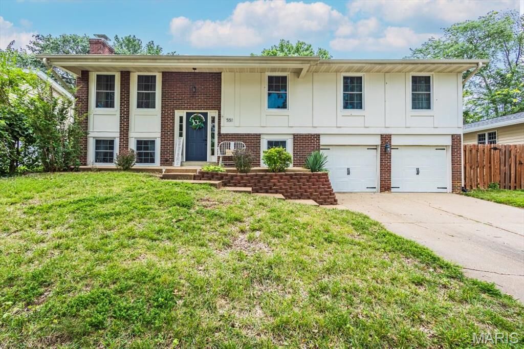 Property Photo: 551 Braebridge Road MO 63021