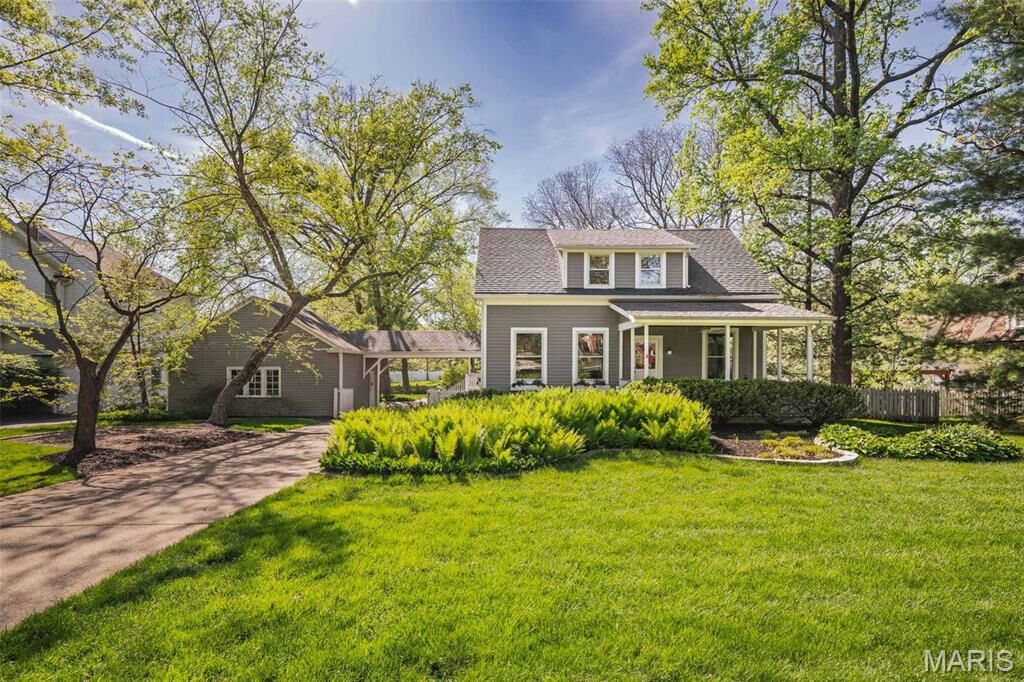 Property Photo: 1211 S Geyer Road MO 63122