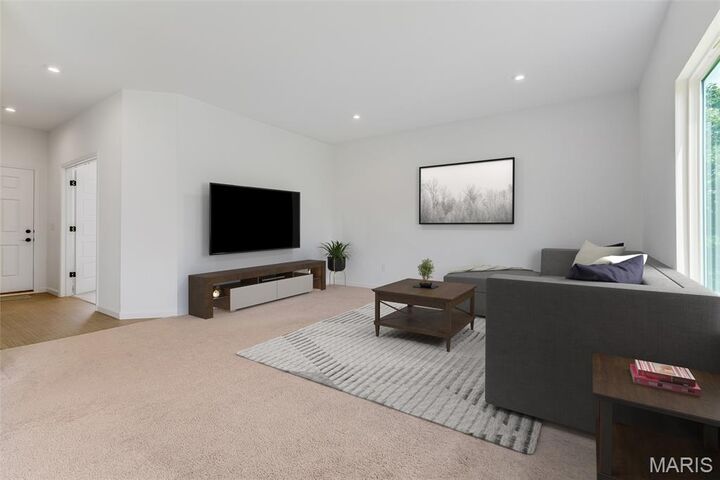 Property Photo: 216 Old Moray Place MO 63301